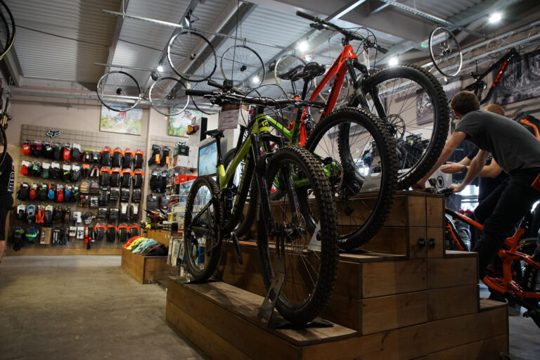 img 15859058034 768x512