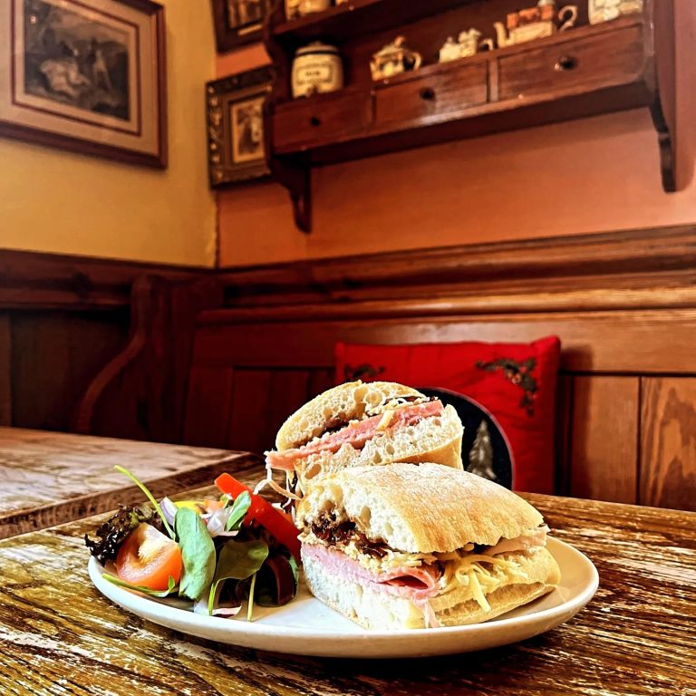 16A6D7EF 0747 444E B7C1 8979632EE044 768x768